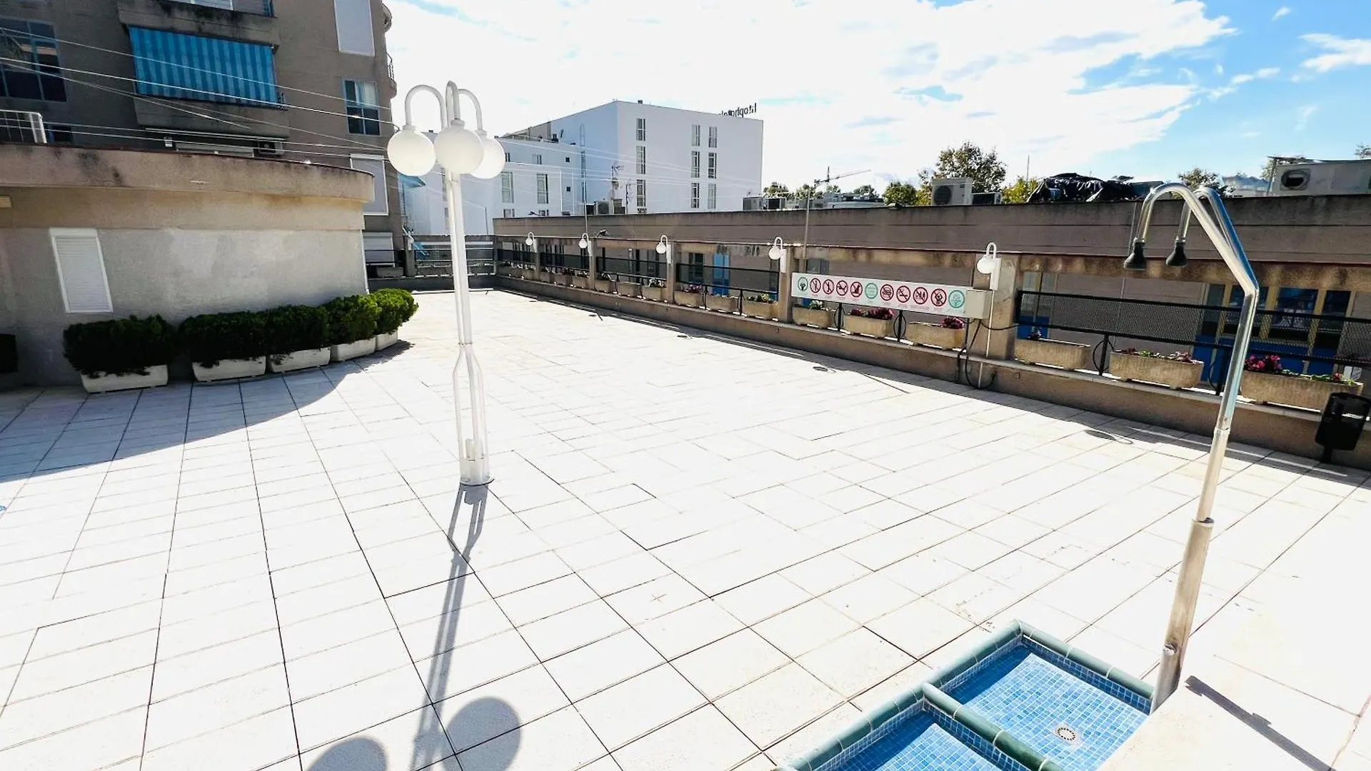 公寓 Apartamento Salvis Terraza Y Piscina 普拉加德阿罗