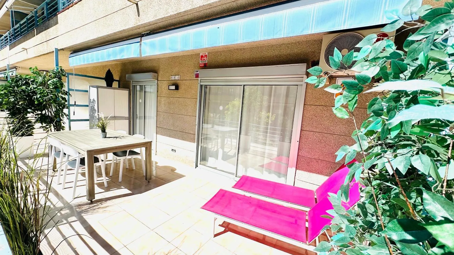 Apartamento Salvis Terraza Y Piscina 普拉加德阿罗 西班牙